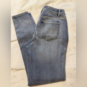 Time and Tru Light Wash Skinny Ankle Jeans Women’s Size 4 Spandex Blend
